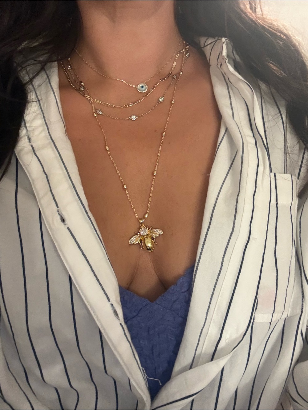 One Women’s Gold Bee Pendant Necklace with Large AAAAA Rated Diamond CZ